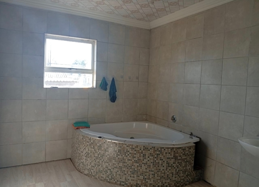 4 Bedroom Property for Sale in Rosedale Eastern Cape